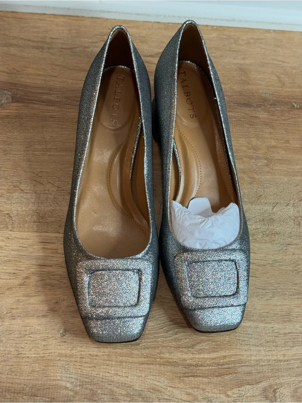 NEW TALBOTS CARLYE BUCKLE PUMPS - TEXTURED LAMÉ SIZE 8